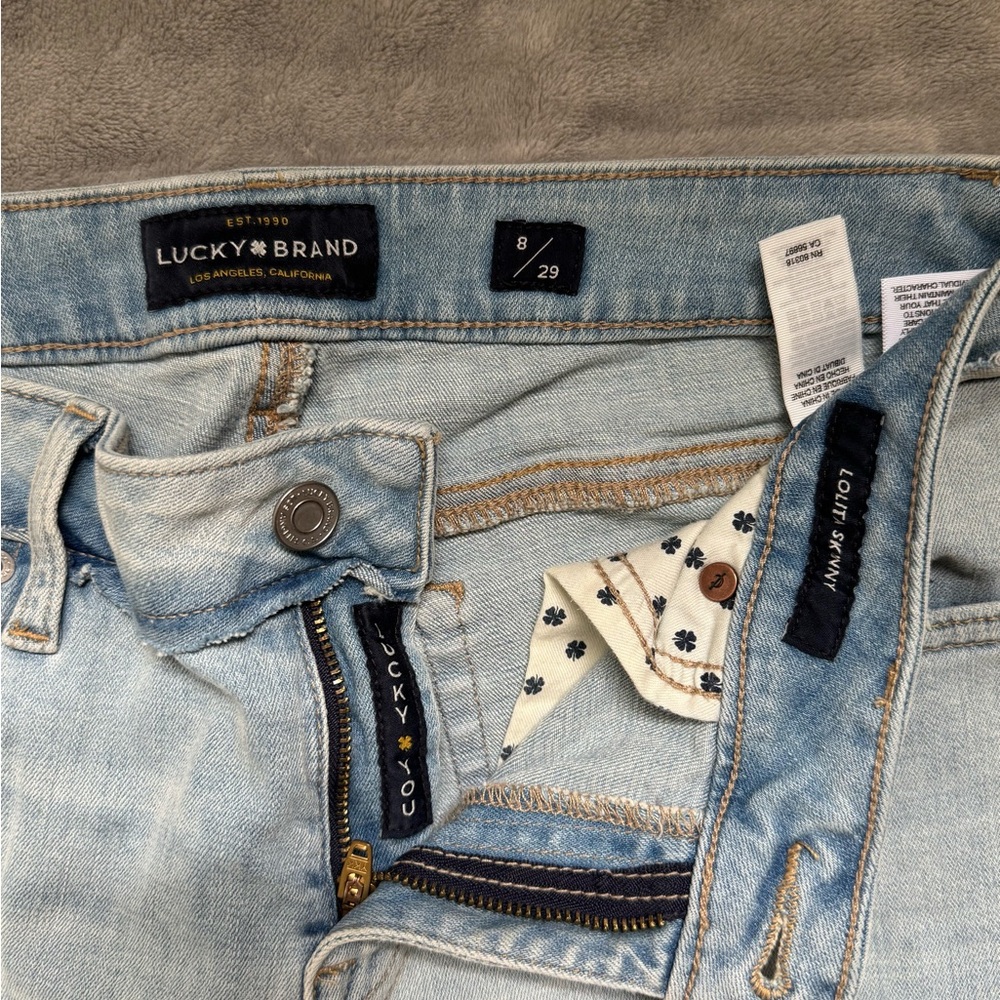 Lucky Brand Light Blue Denim Jeans - Picture 2 of 4